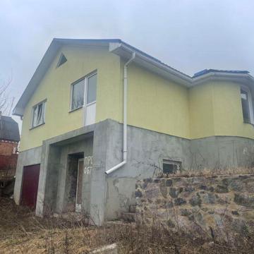 Житловий Будинок незавершене будівництво.