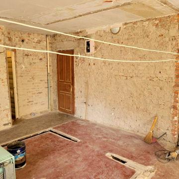 Продам 4х кімнатну квартиру без ремонту з гаражем, підвалом і сарай ЖК богдана хмельницького буд 60 кв 2