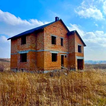 Будинок та земельна ділянка ОЖБ 8 сот. с. Малехів