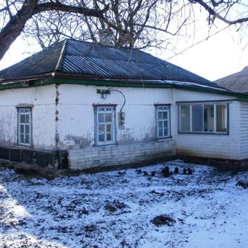 Продам будинок і 25 соток.