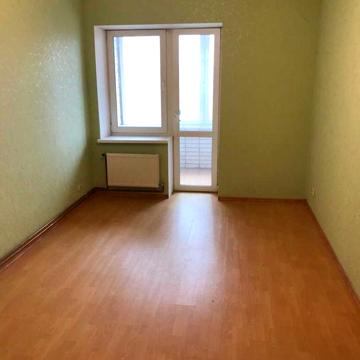 Продам 3 кім. квартиру р-н Ближнє замостя, вул. Острозького, 3725