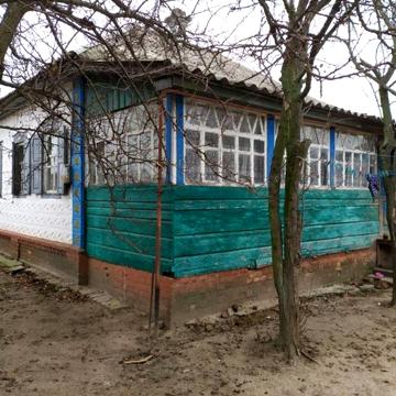 продам будинок  в пгт. Котельва, або здам на тривалий час