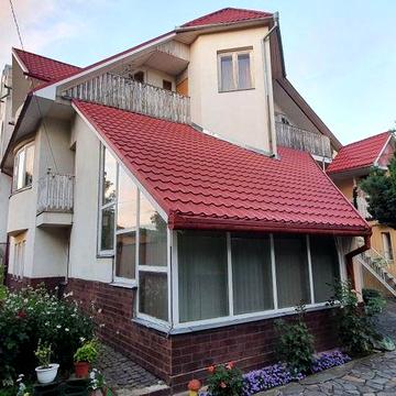 Приватний будинок в Росвигові