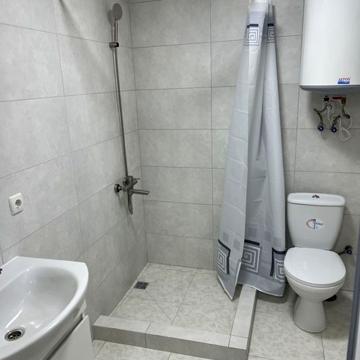 Продам 1 Комнатную на земле