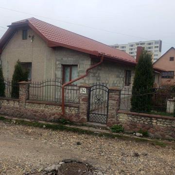 Продається житловий будинок вул Білогірська