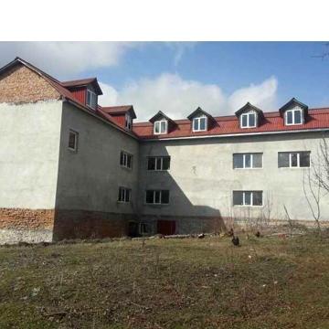 Будинок  (6 км від траси Львів-Тернопіль-Хмельницький)
