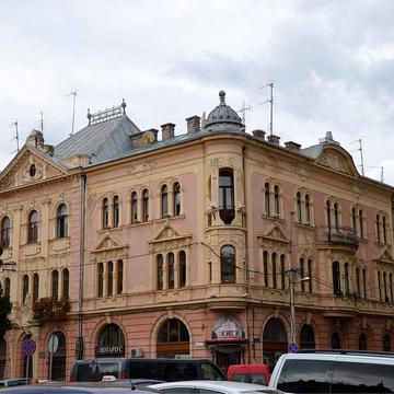 Продається затишна квартира в центрі міста , 3 спальні