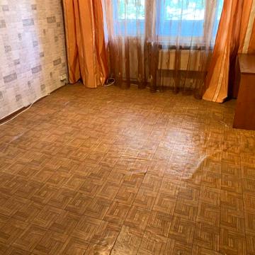 Продам 1 комнат.квартиру в центр.части Борисполя, ул.В.Мамотова,48,без
