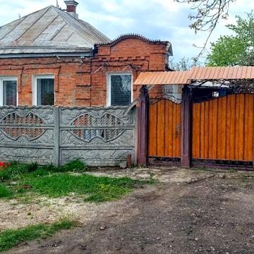 Лісова вул., 2