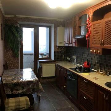 Продаж квартири в центрі.