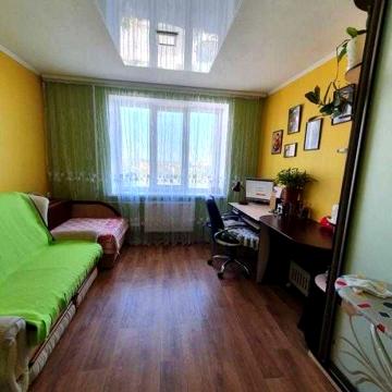 Продам гостинку с ремонтом вблизи метро Ак.Павлова