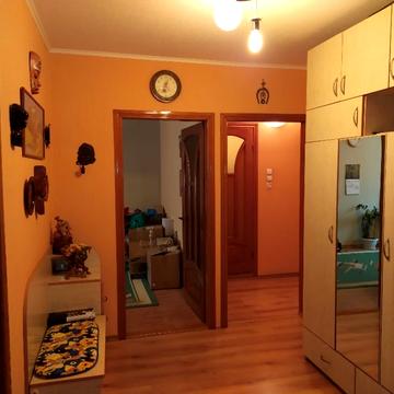 Продам 3 комнатную на Славянке. Улучшенной планировки.