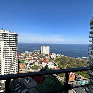 Прямой вид моря на Каманина