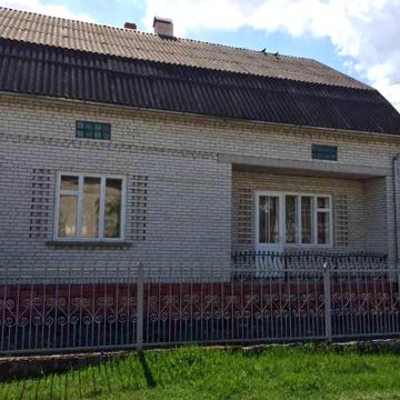 Продаж будинку у м. Броди. Площа 170 м.. Якісний ремонт. Ціна договірн