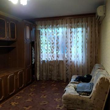 Продаж 2 кімнатної квартири на Крошні.