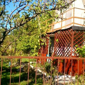 Продається дача на березі Карачуновського водосховища
