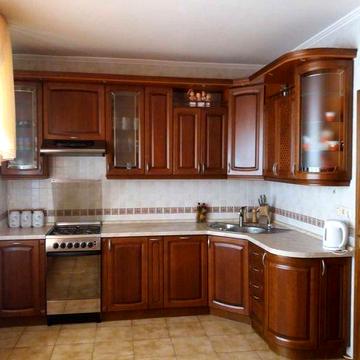 Продам сучасний будинок в Миргороді