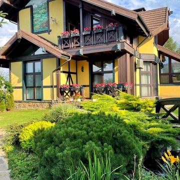 Продам шикарный дом усадьбу в районе Победы