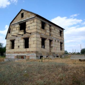 продам дом в четырех уровнях в пгт Болгарка Одесского района