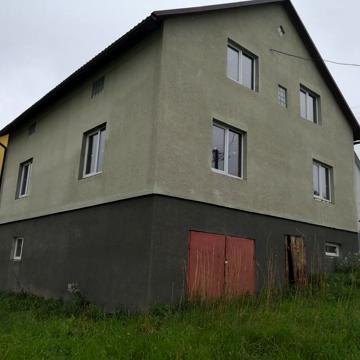 Особняк будинок біля Трускавця