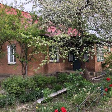 Будинок в смт Диканька