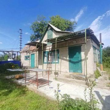 Продам дачу в Александровке со своим берегом!
