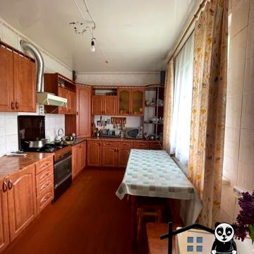 Продається великий та просторий  будинок