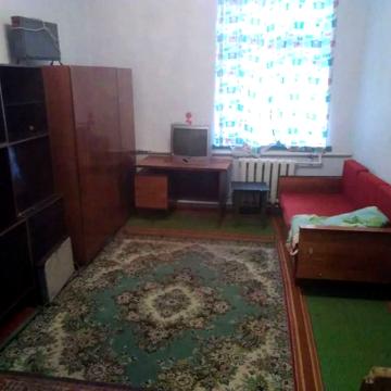 2 комнатная , центр , жил.коп. 1эт.