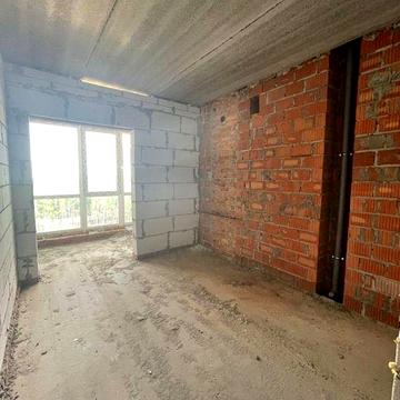 2 кімнатна квартра з газовим опаленням!Швидкий виїзд до Києва!!