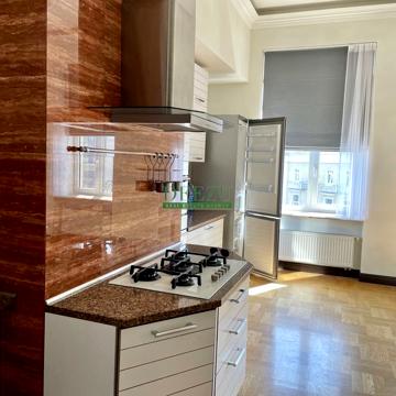 Аренда 4-к квартира 178 м2 ул. Б. Васильковская, 26