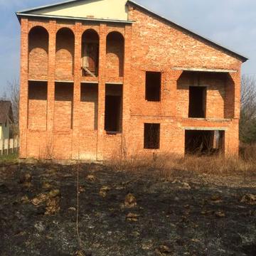 Будинок (не закінчене будівництво)