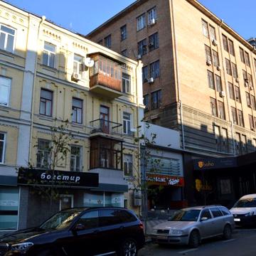 1 комн Киев Центр Печерск Ул.Ивана Федорова 6 Царский дом стены70см