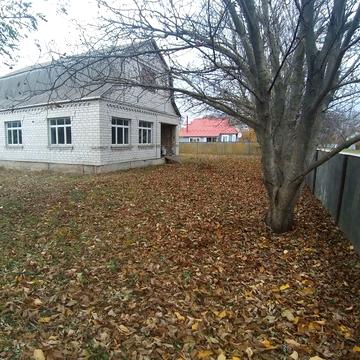 Приватна садиба з ділянкою
