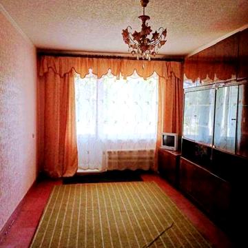 Продам ,  3-х кімнатну квартиру з меблями в Котельві , вул.Короленка,