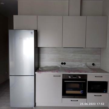 Професора Отамановського вул., 4