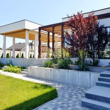 Продам дом с ремонтом Новоалександровка