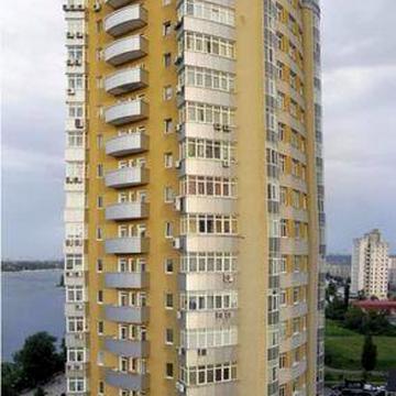Продажа 3 ком с ремонтом вид на Днепр.Героев Сталинграда 12 Е