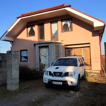 Продам дім в м. Іршава