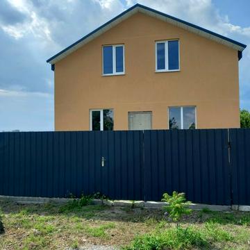 Будинок приватний.