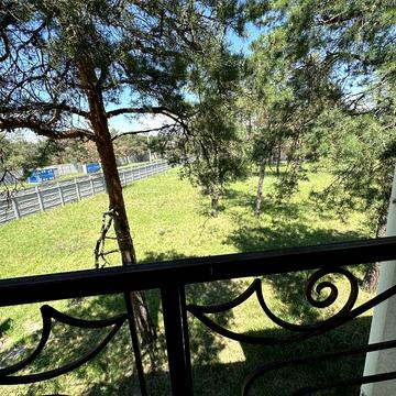 Продаю дом 2-х этажный 192м2 в сосновом лесу с Коблево. Без комиссии