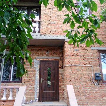 Продам дом  в Корсунь-Шевченковском