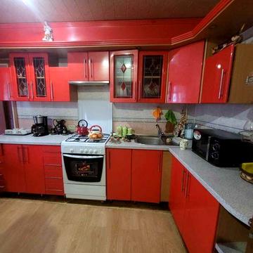 Продам будинок в центрі міста