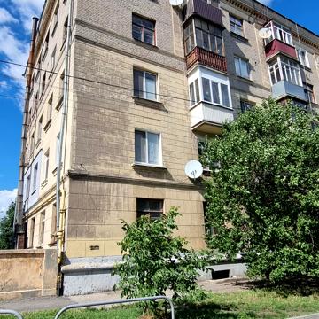Москалівська вул. (Жовтневої Революції), 92