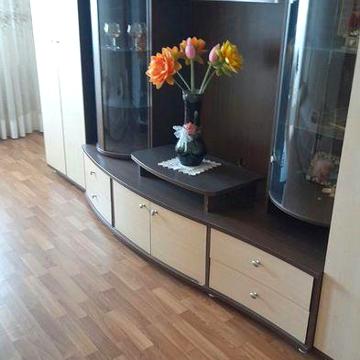 Продам 4-х кімнатну квартиру з ремонтом