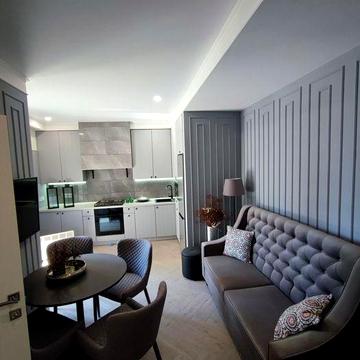 Квартира з балконом в комплексі бізнес-класу біля набережної