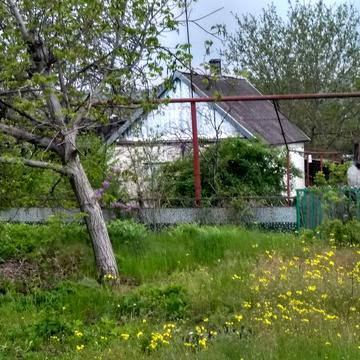 Дом  35 м2, гараж 25 м2, земля - 12 соток. "Осычкы"