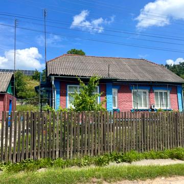 Будинок по вул. О. Вишні