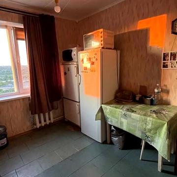 Продам 3-х комнатную квартиру на Заречном