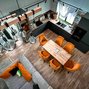 Продаж будинку біля лісу. Вибір будинків. Ремонт можливий на Ваш смак!