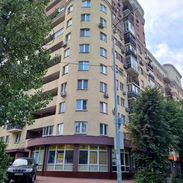 Продам 4 комнатную квартиру  156.3 кв.м. на ул.Татарской 27\4